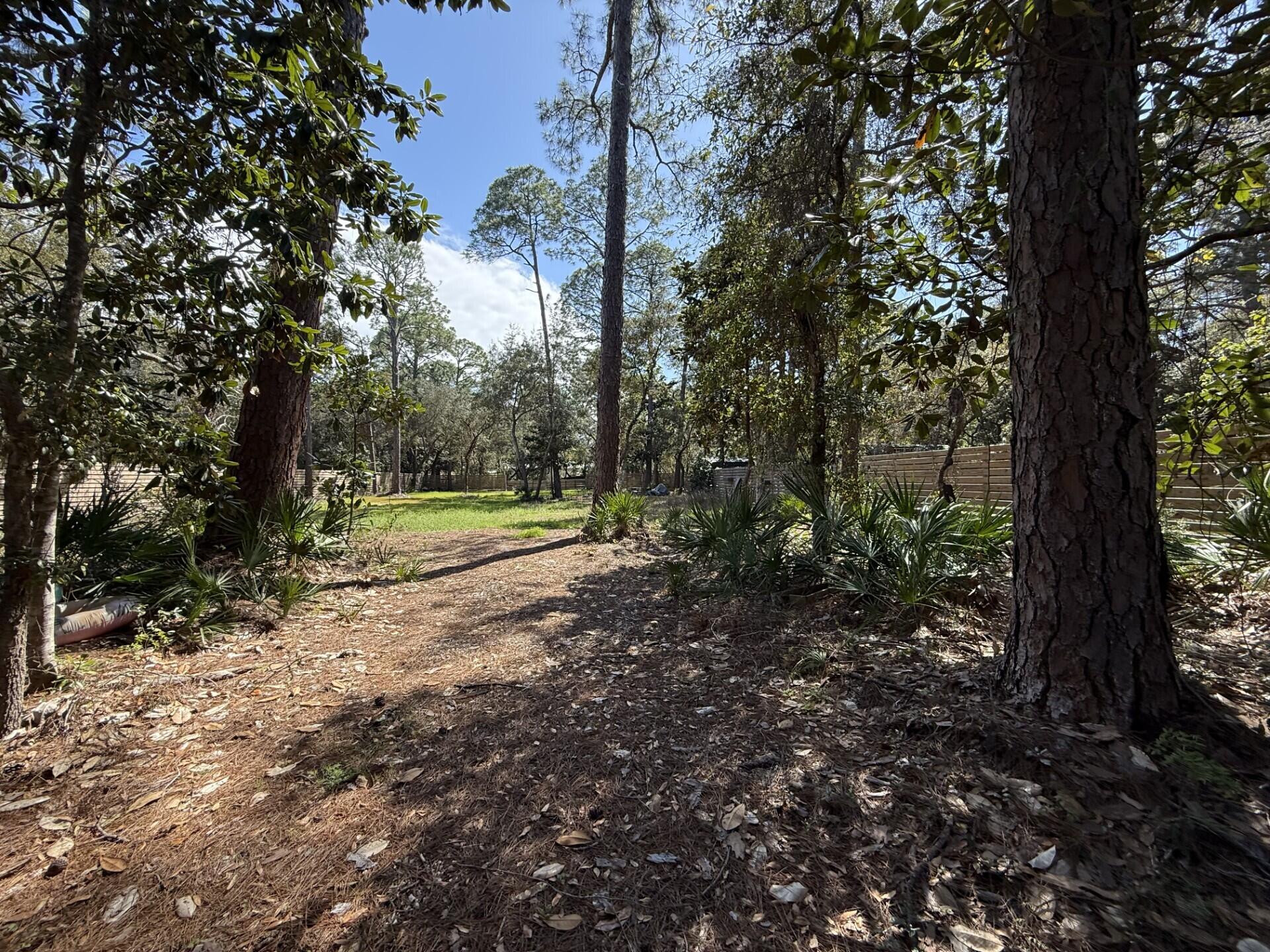 METES & BOUNDS - Land