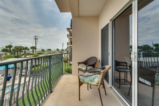 EMERALD WATERS - Residential Lease