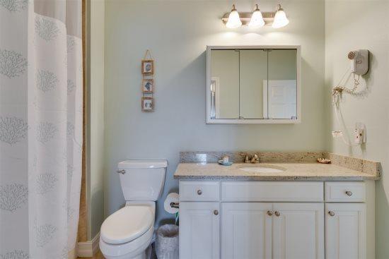 EMERALD WATERS - Residential Lease