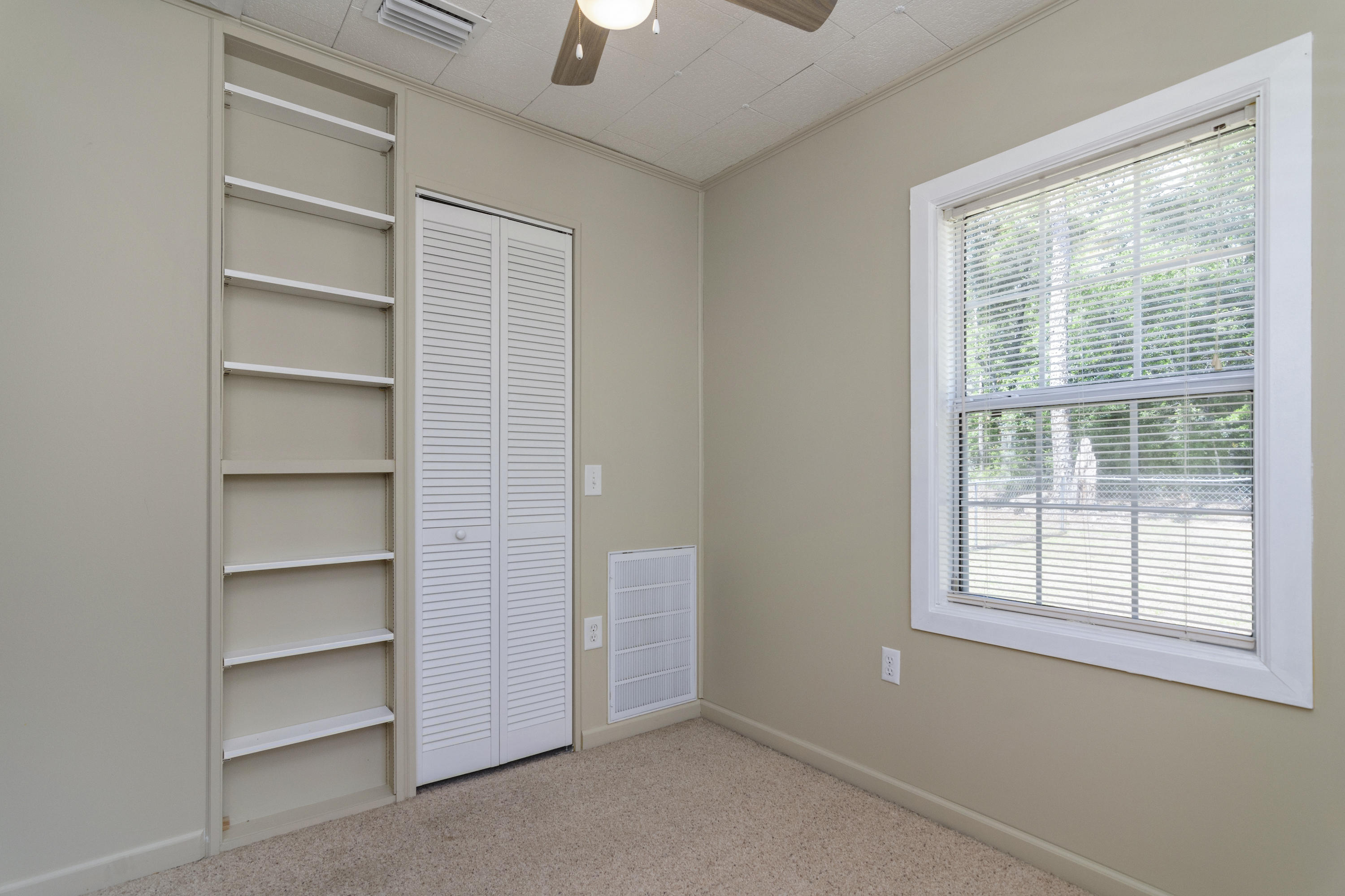 metes and bound - Residential