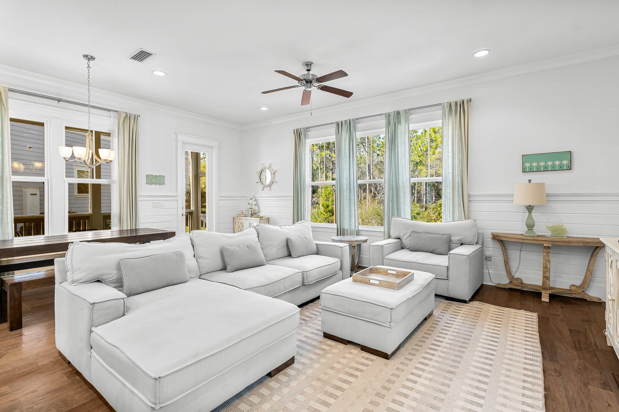 HIGHLAND PARKS - Residential