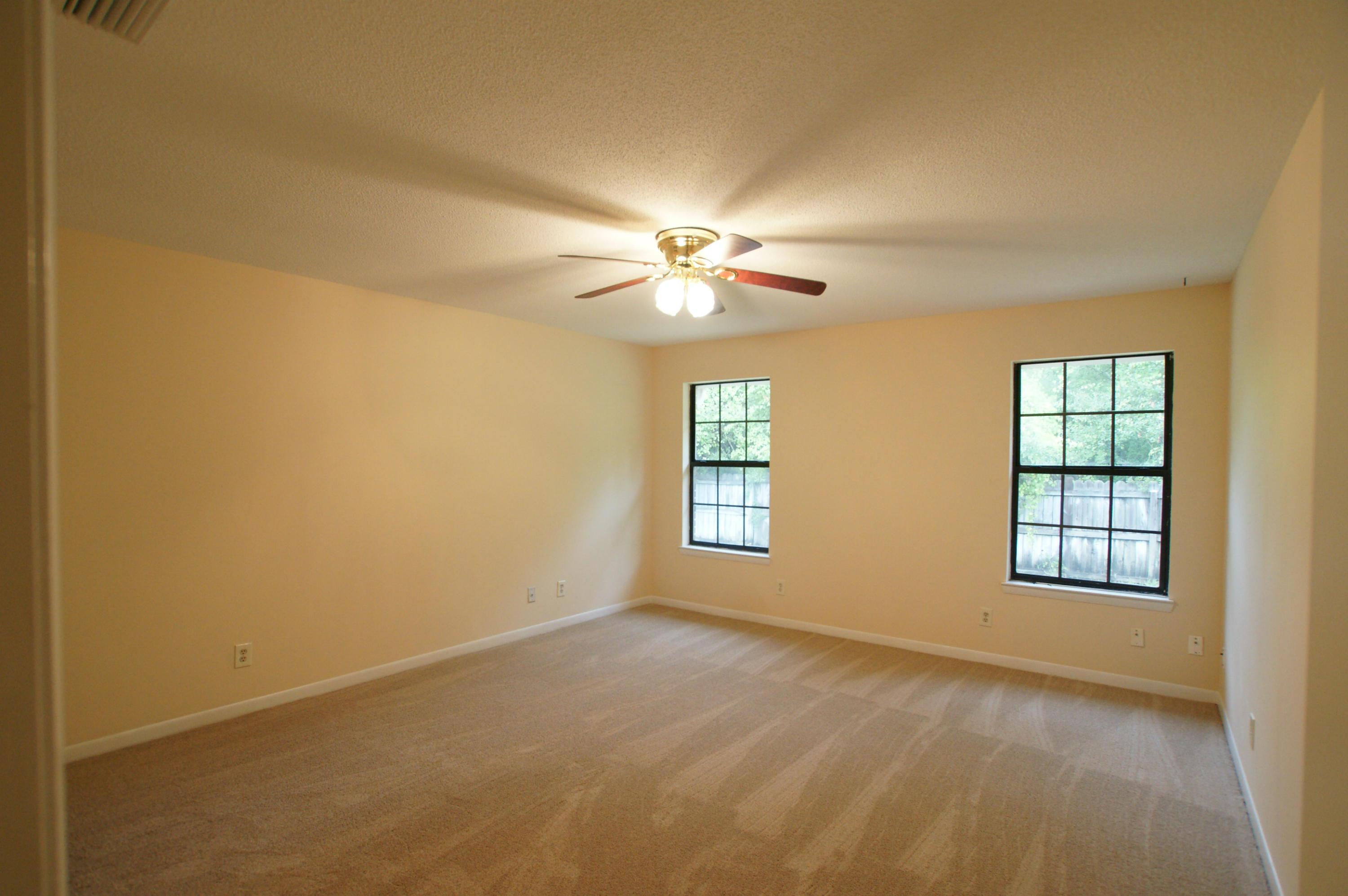 EMERALD POINTE PLAT 1 - Residential