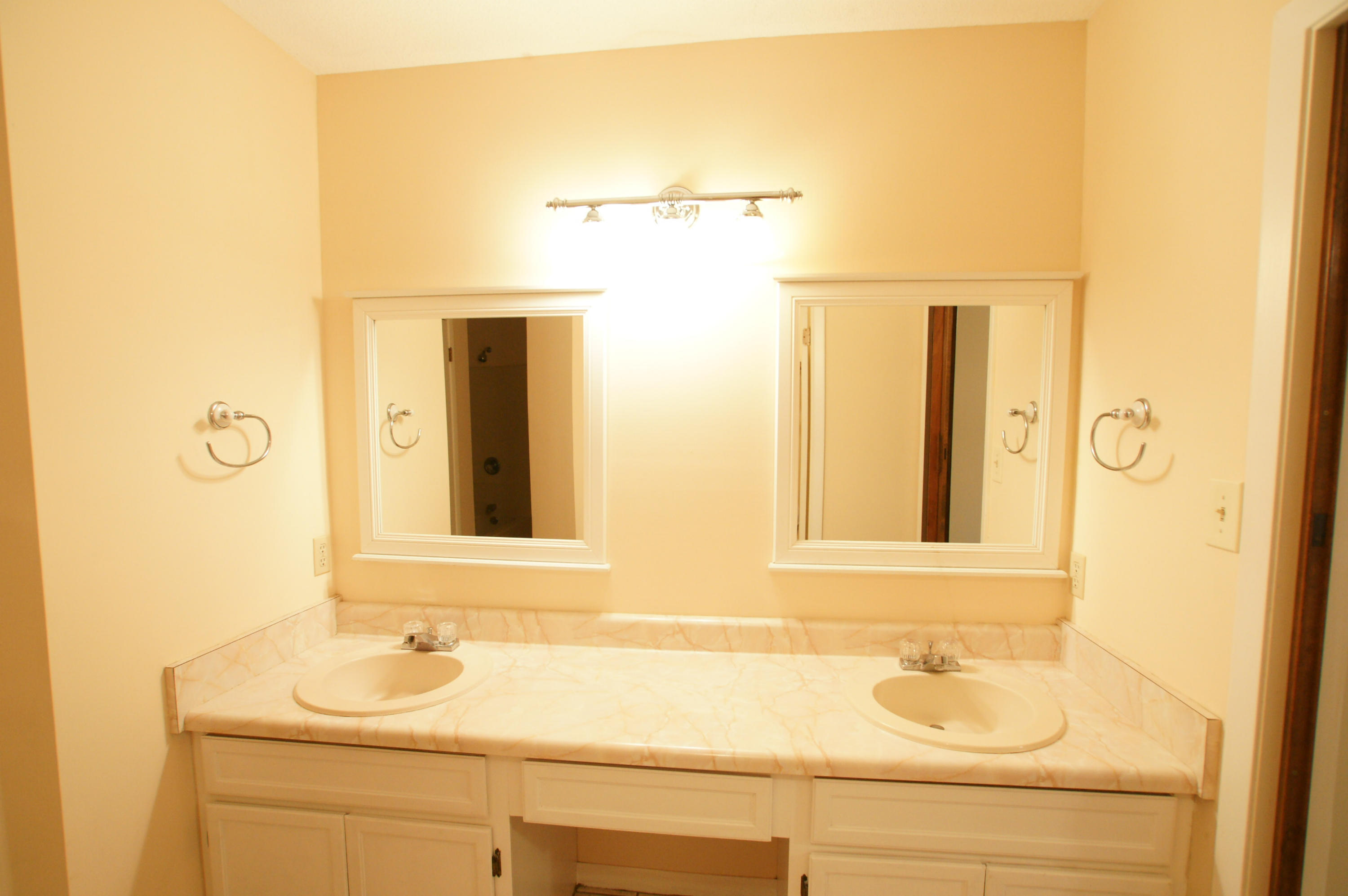 EMERALD POINTE PLAT 1 - Residential