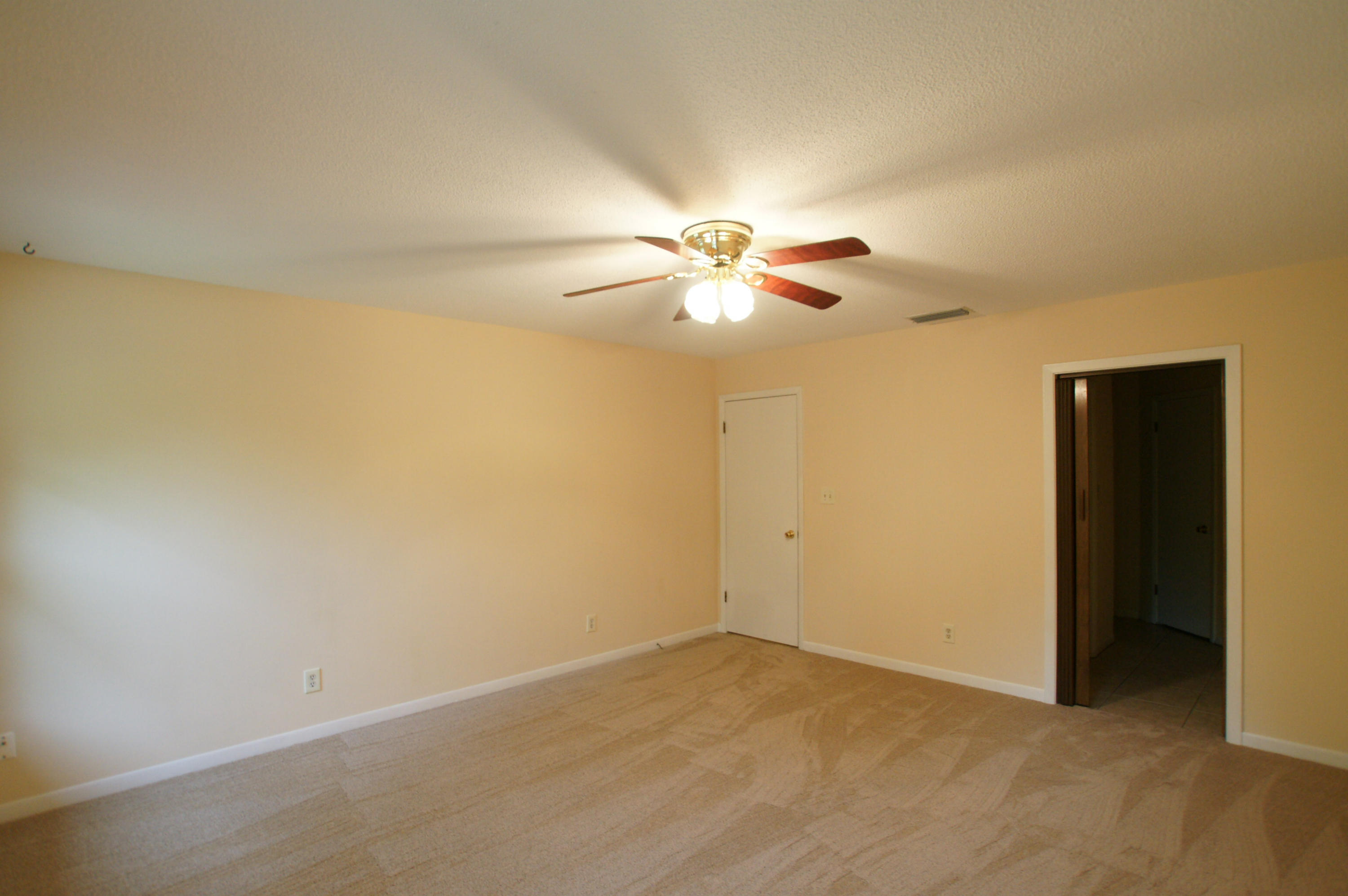 EMERALD POINTE PLAT 1 - Residential