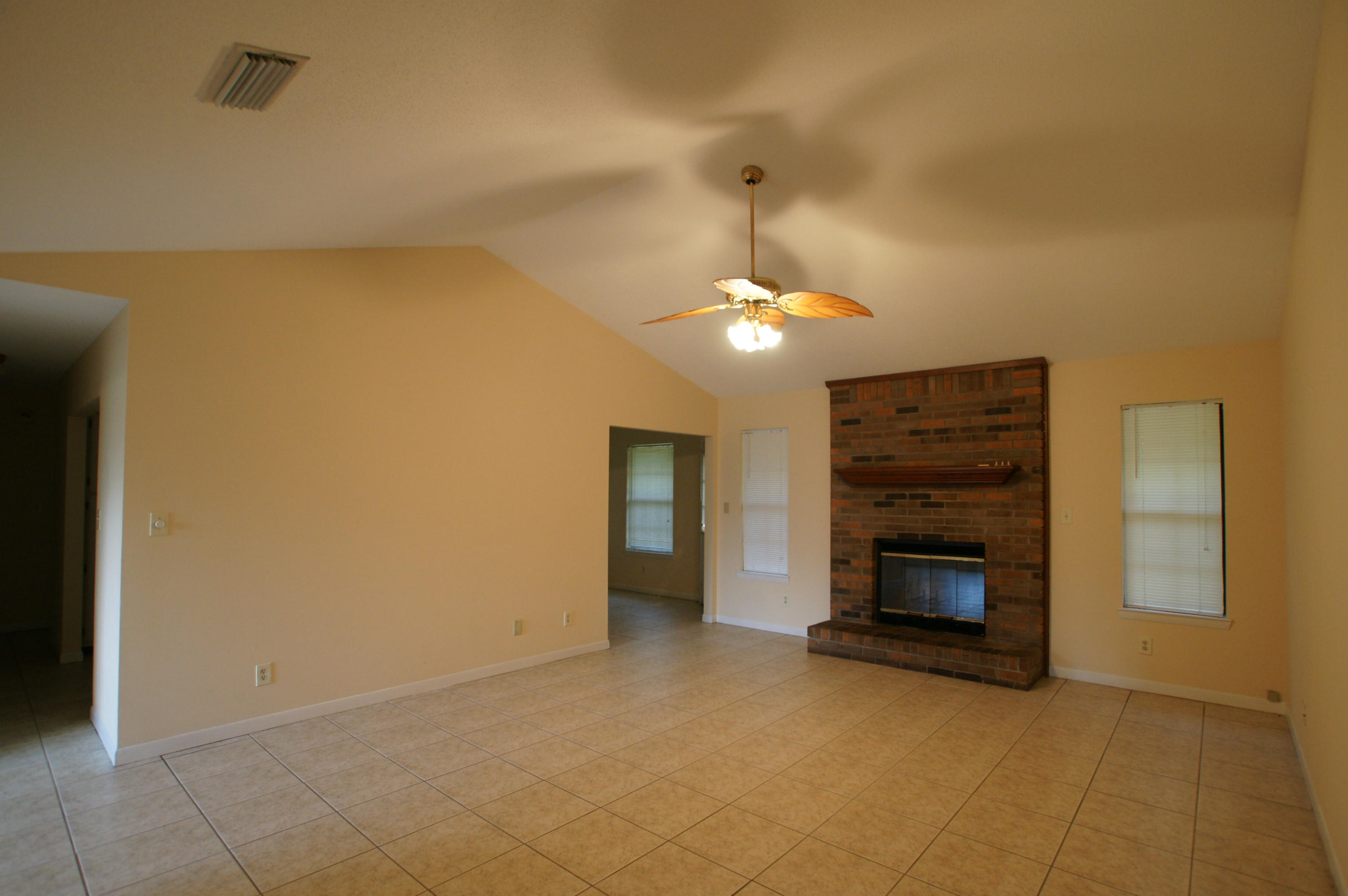 EMERALD POINTE PLAT 1 - Residential