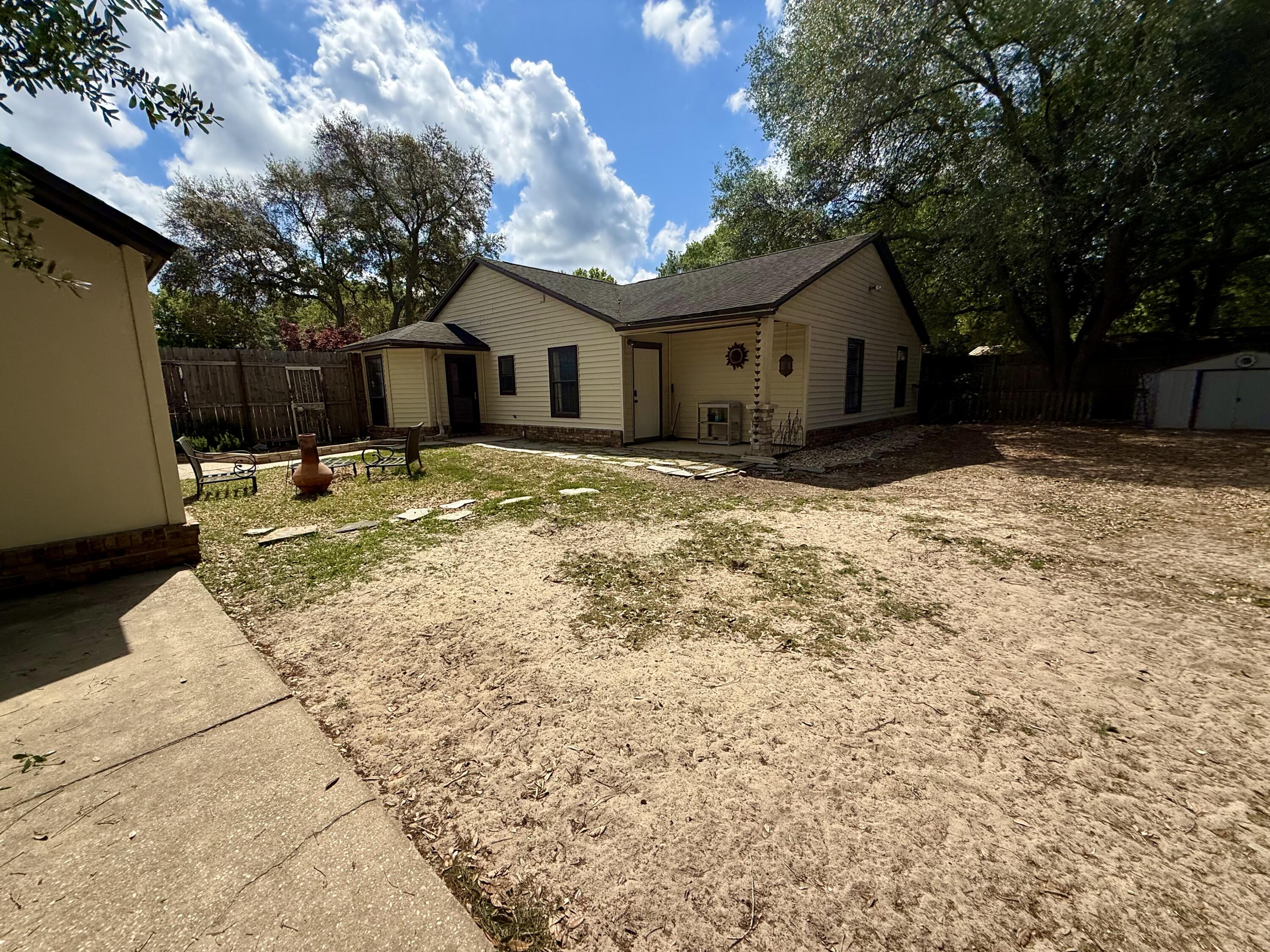 PAGE PLACE - Residential