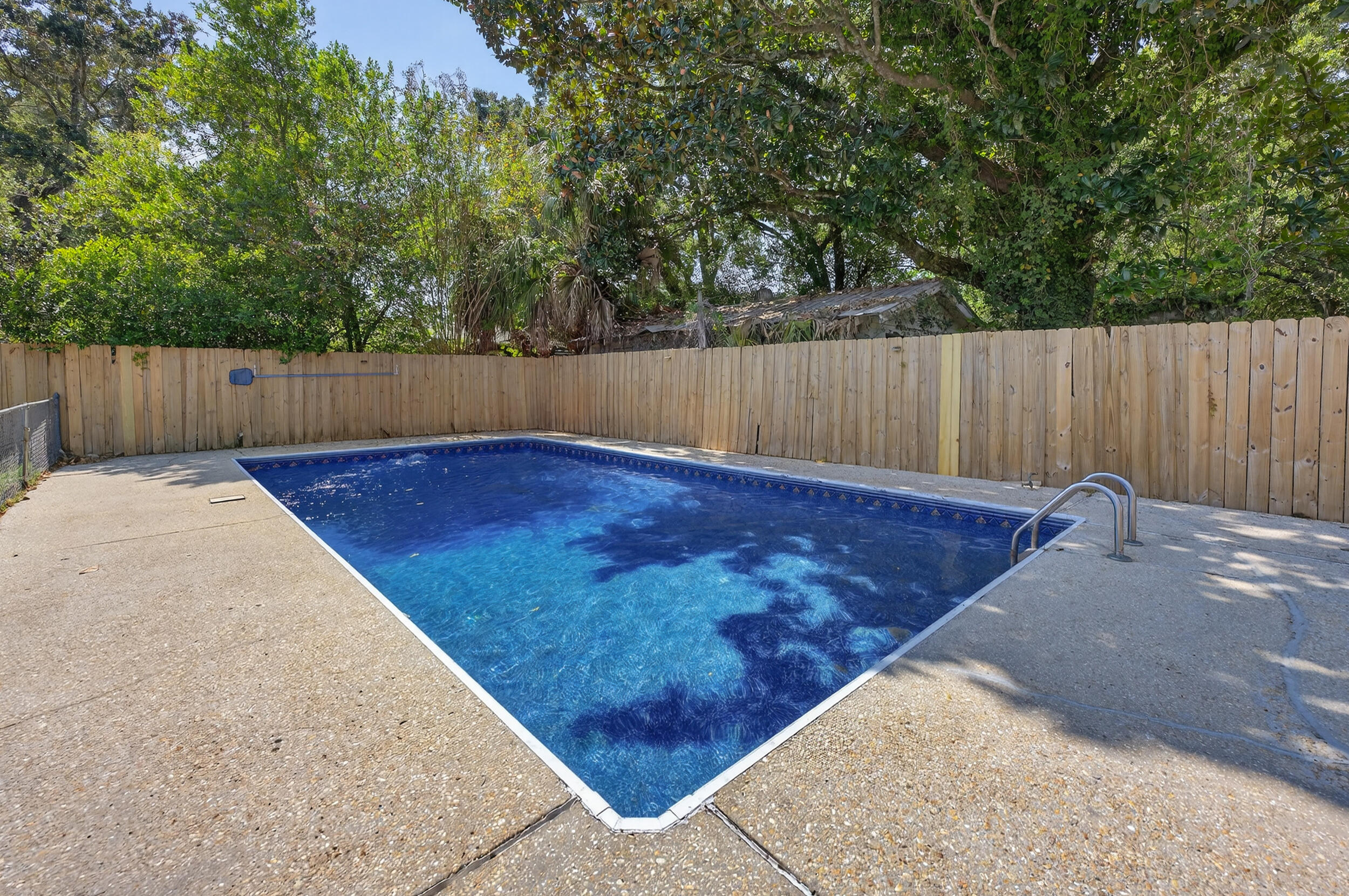 OSCEOLA COUNTRY CLUB ESTATES - Residential