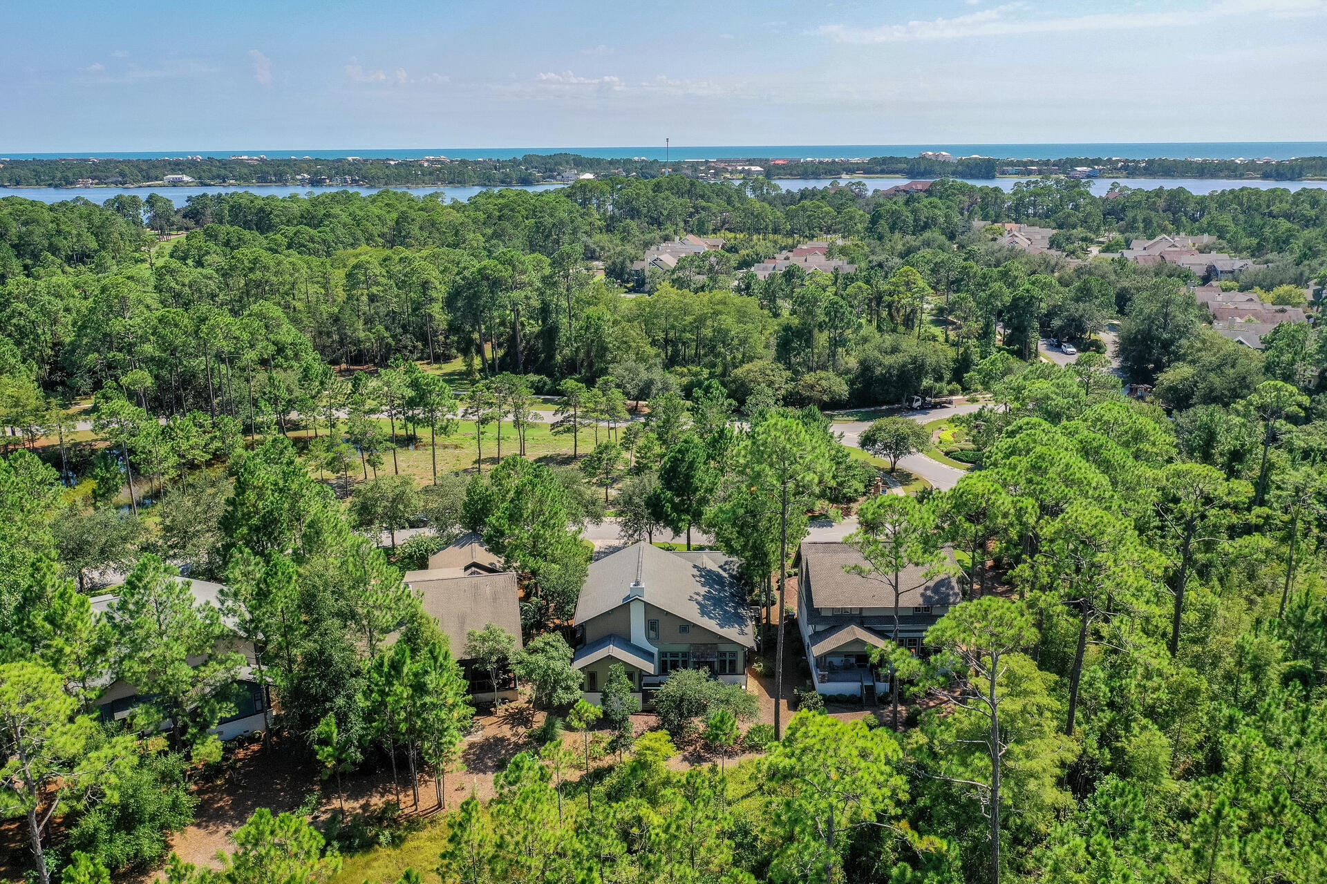 WILD HERON - NATUREWOOD - Residential