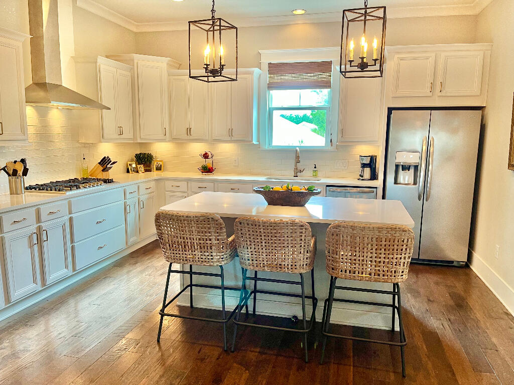 HIGHLAND PARKS - Residential
