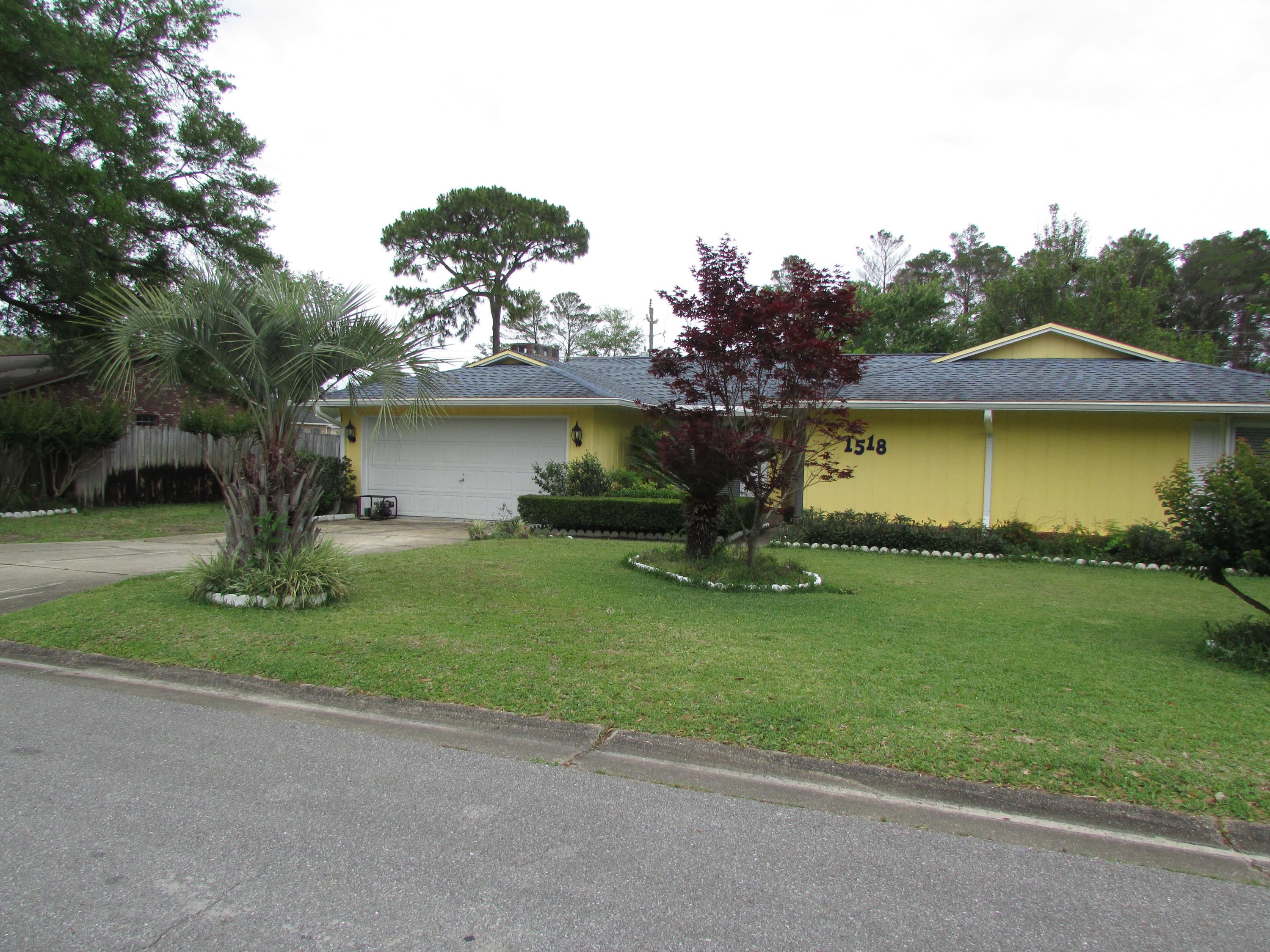 PALM EST - Residential