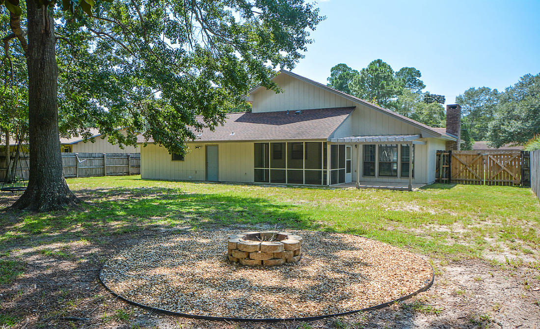 PINEWOOD ESTATES 2 - Residential