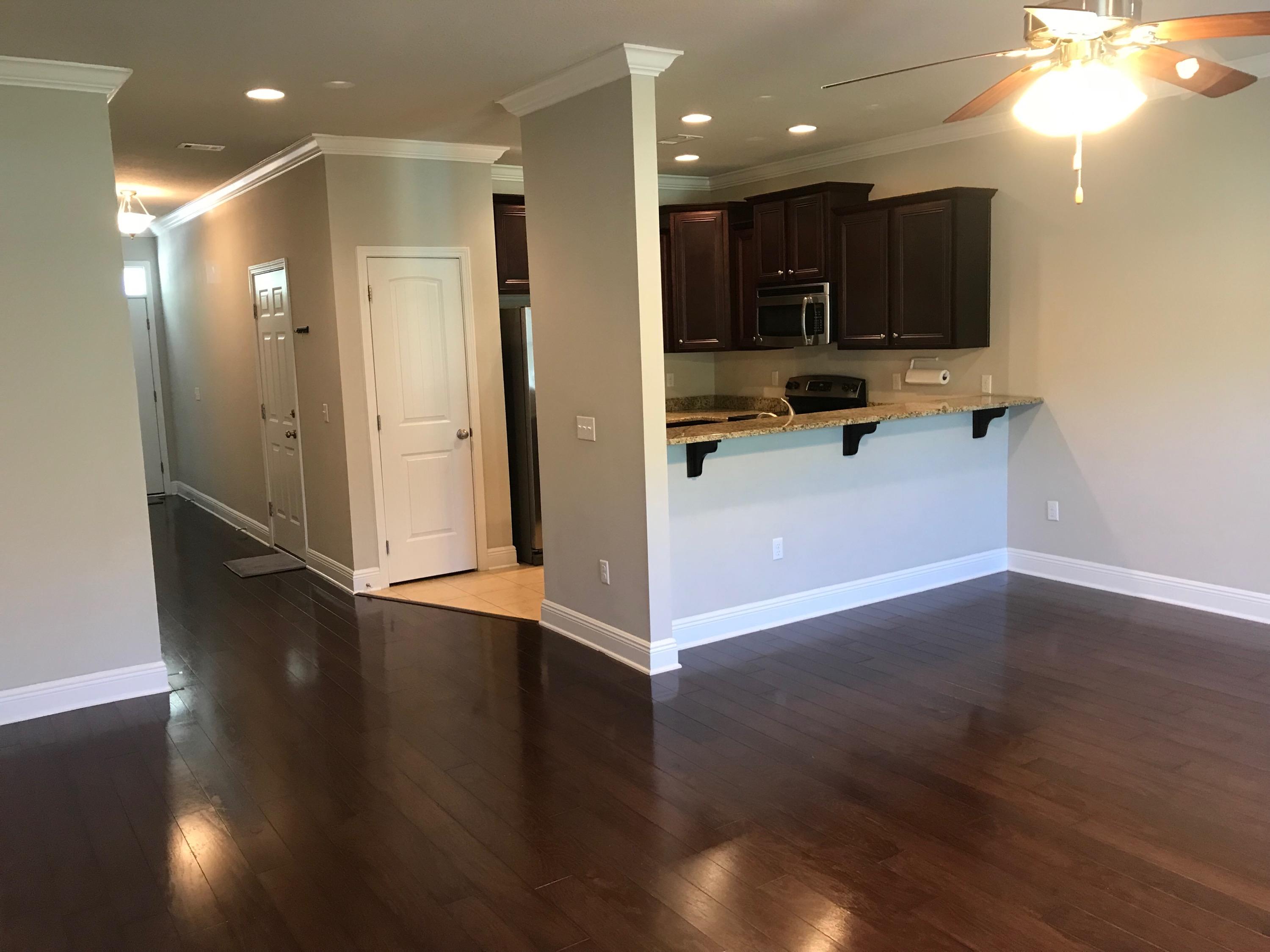 WATER OAKS T/H - Residential