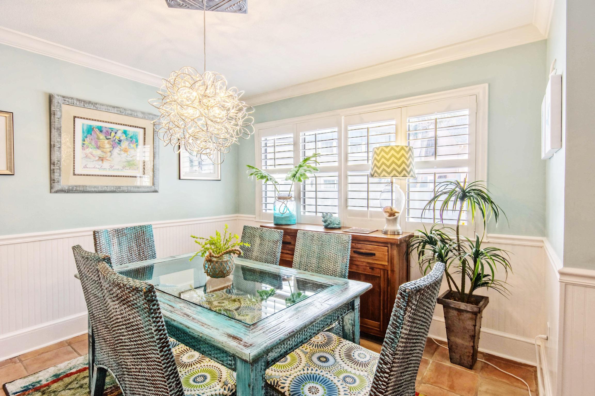 BLUE SURF T/H - Residential