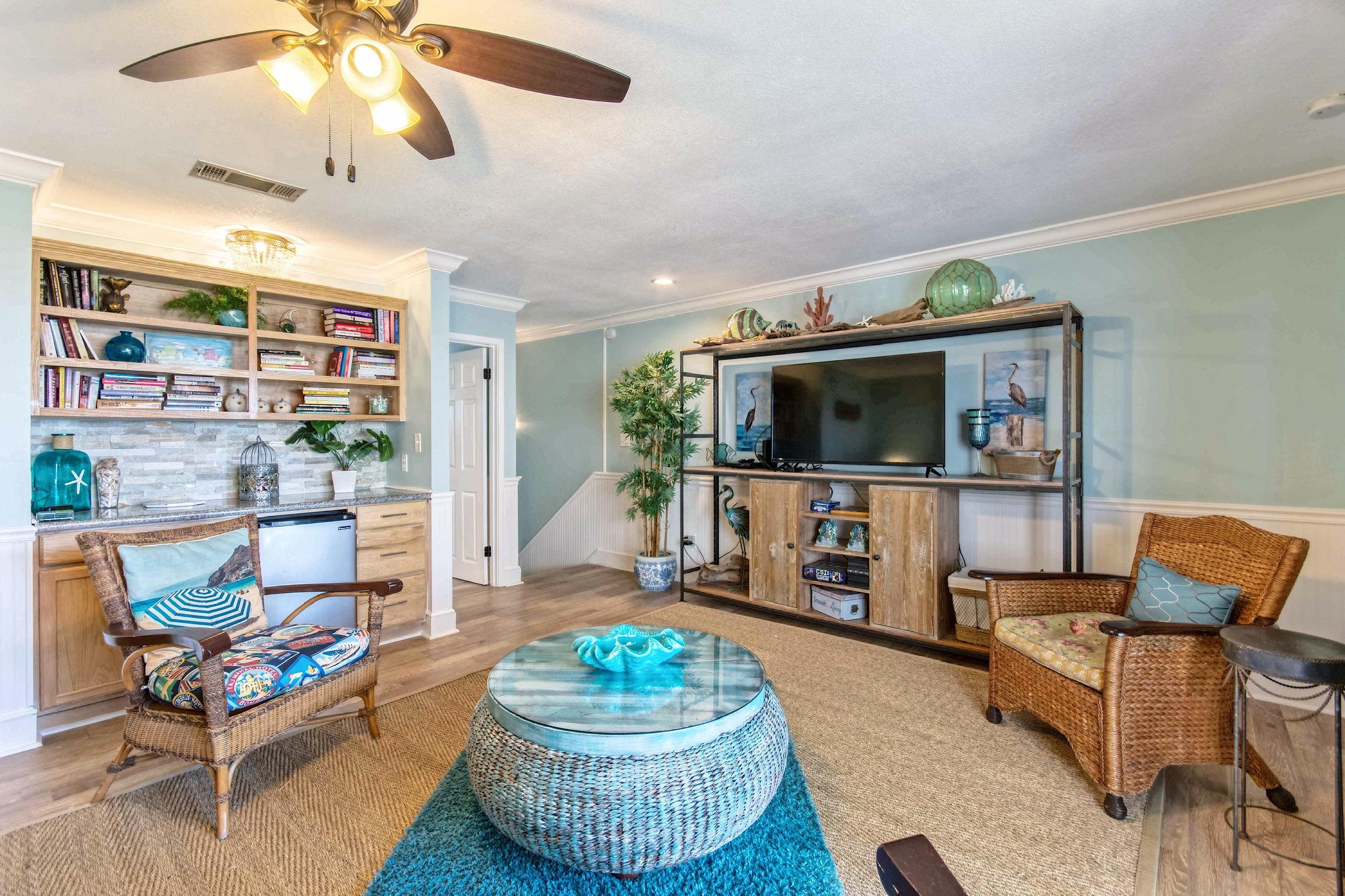 BLUE SURF T/H - Residential