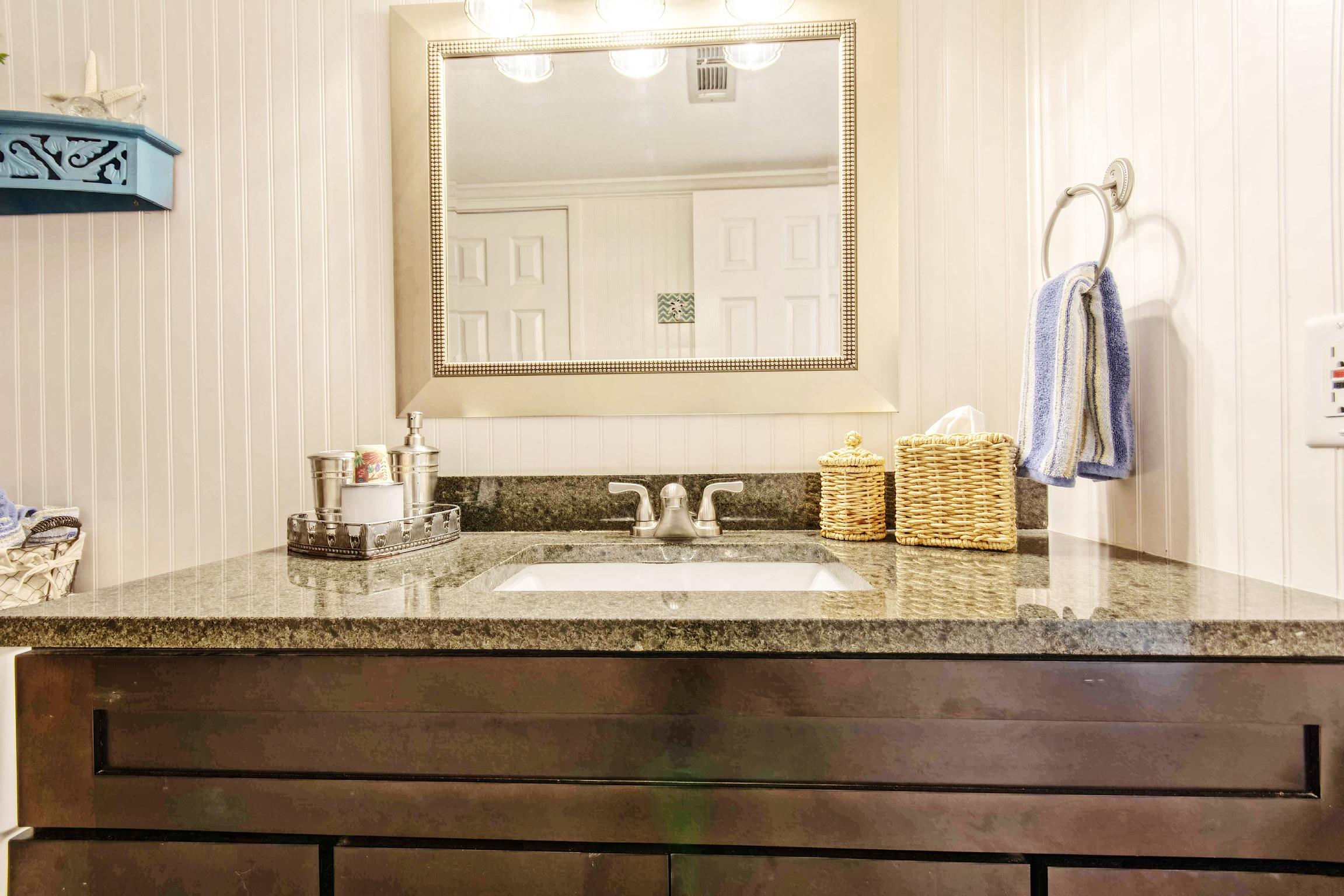 BLUE SURF T/H - Residential