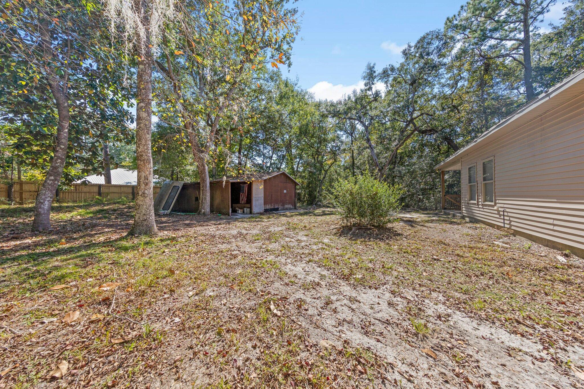 PITTS BAY SHORE - Residential