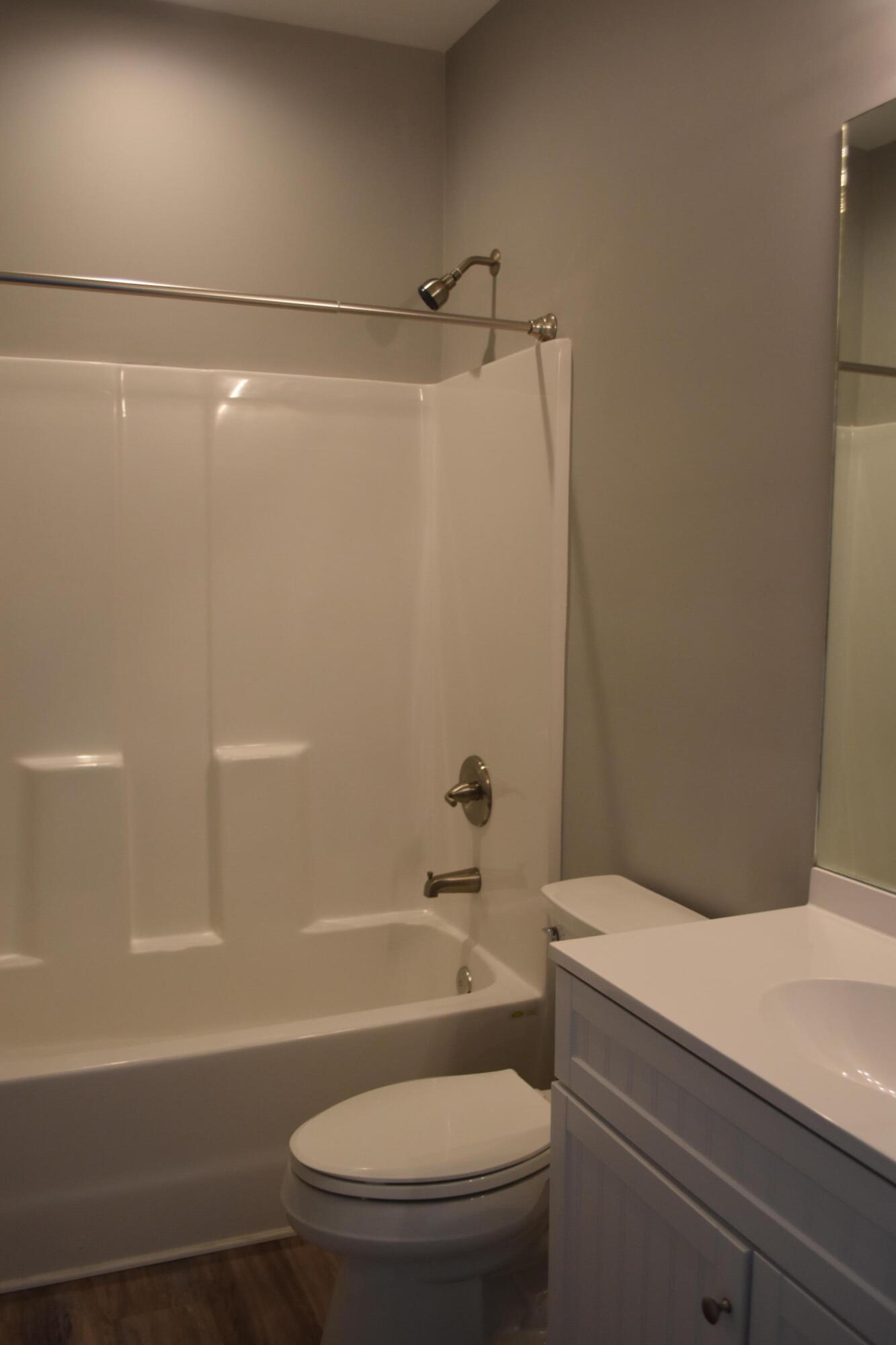 OAKFIELD ESTATES - Residential Lease