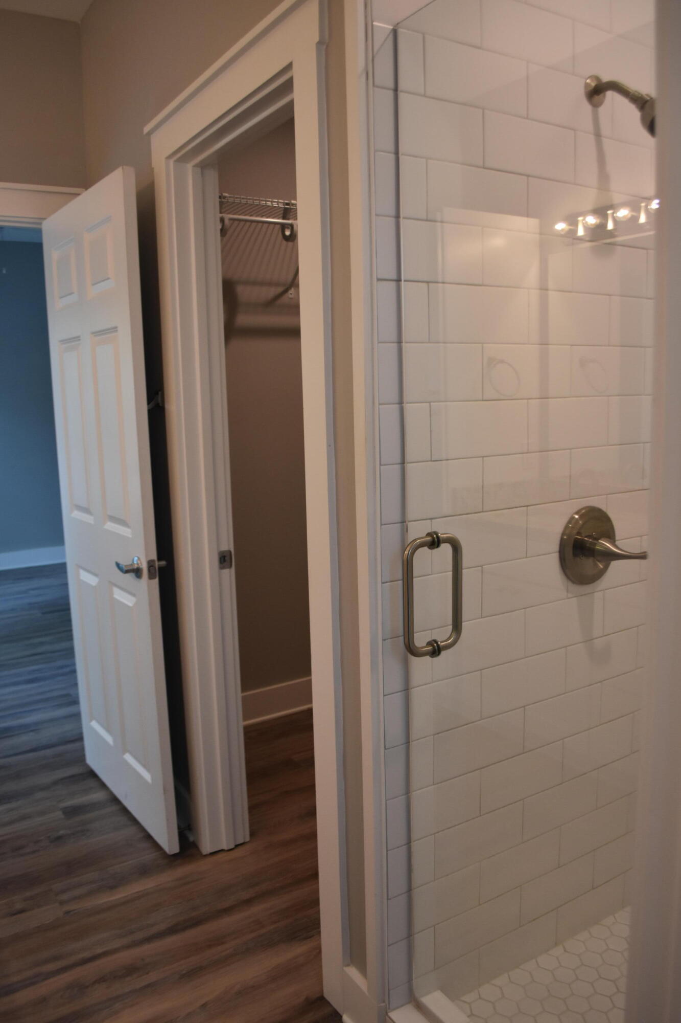 OAKFIELD ESTATES - Residential Lease