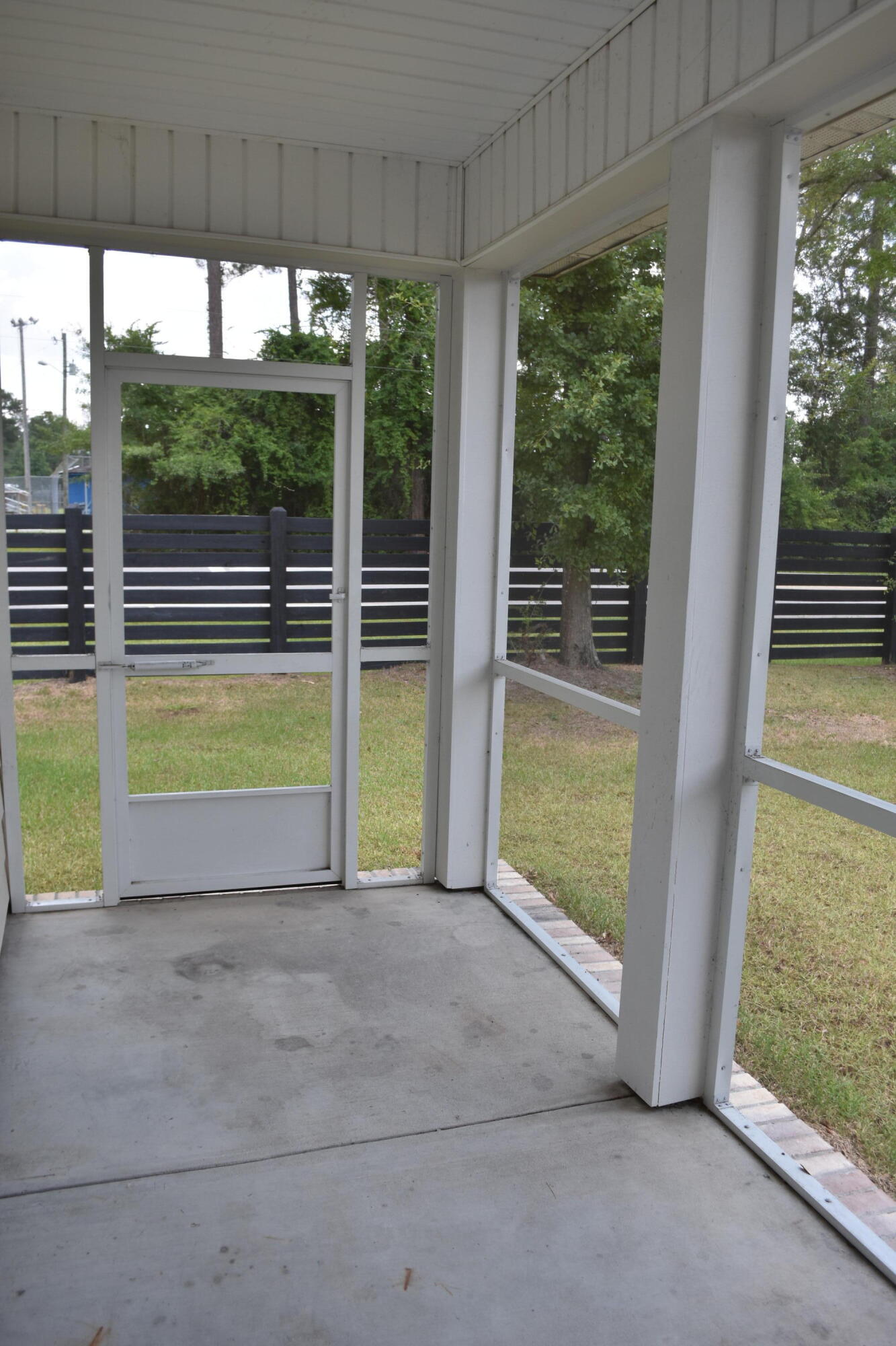 OAKFIELD ESTATES - Residential Lease