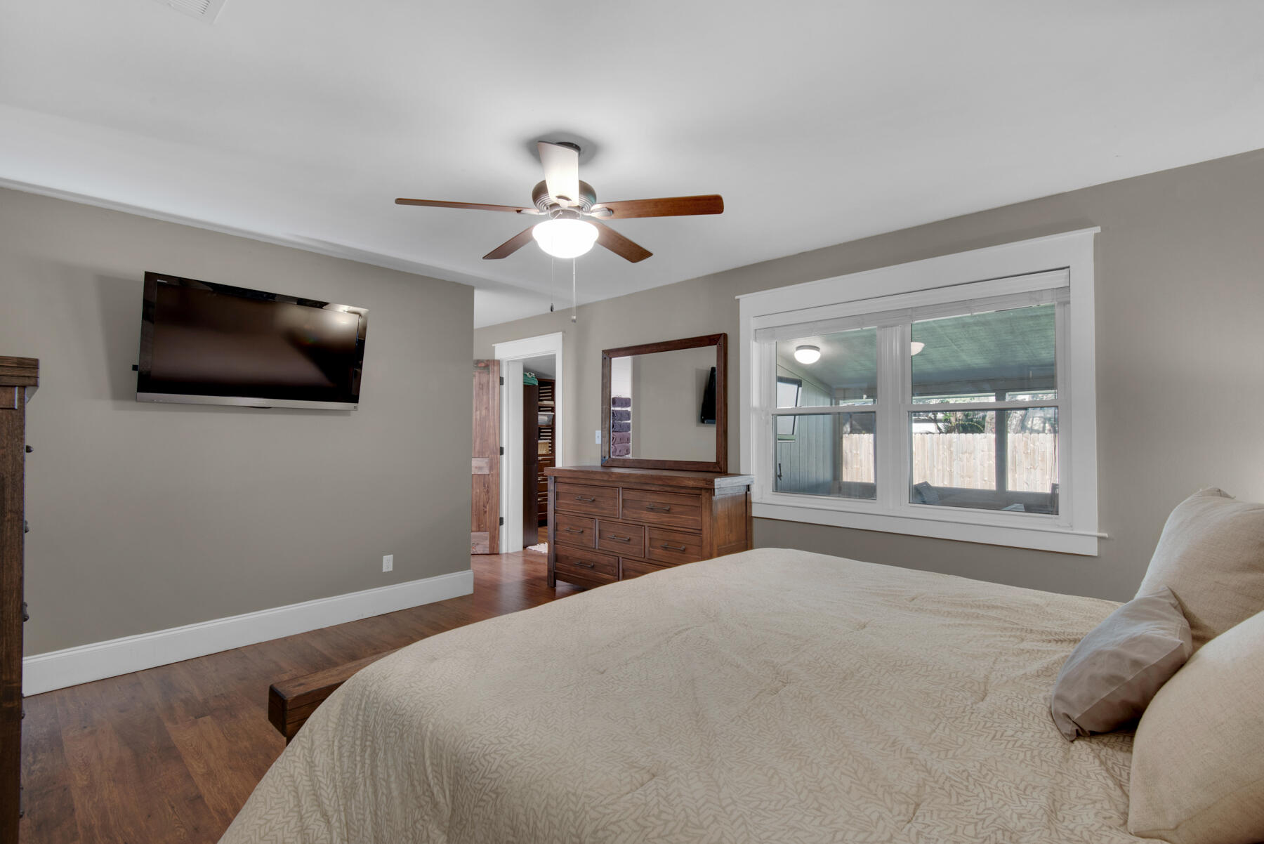 PINEWOOD ESTATES - Residential