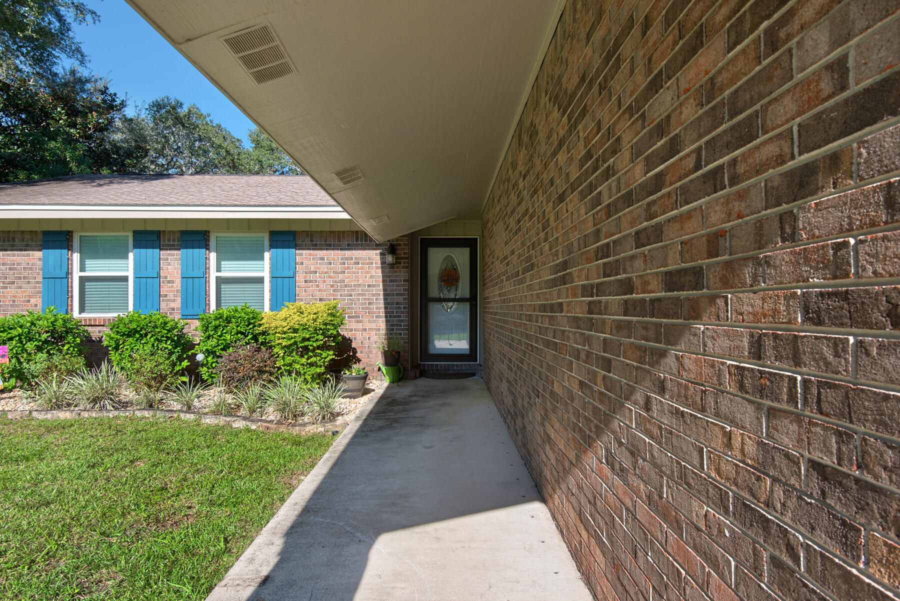PINEWOOD ESTATES - Residential