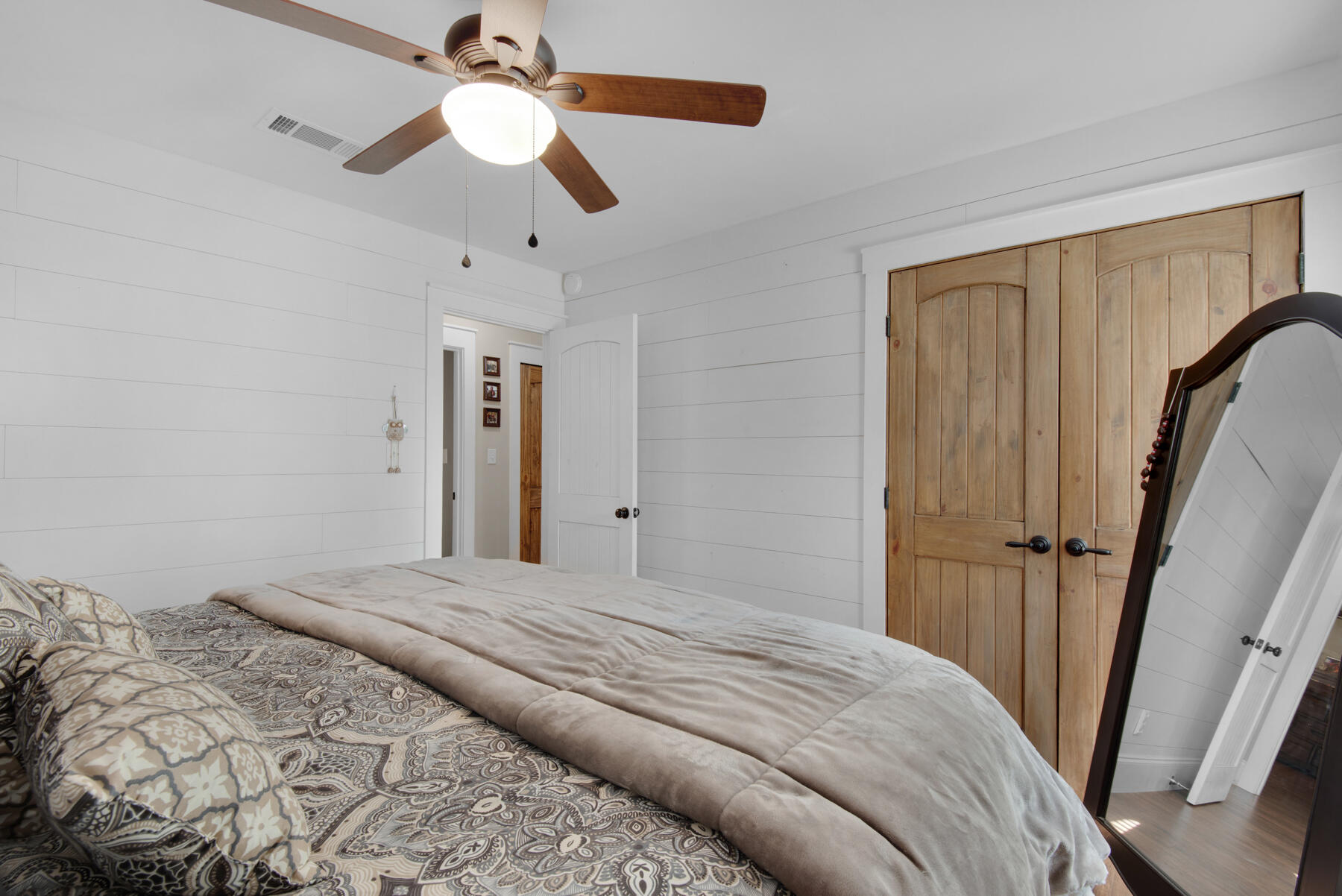 PINEWOOD ESTATES - Residential