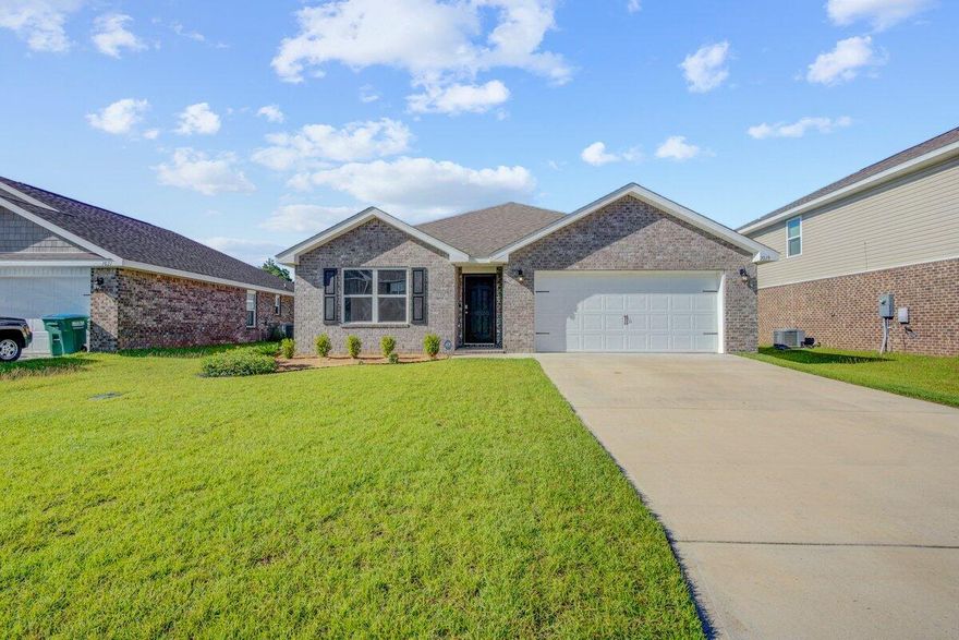 MOVE IN READY!  This house has been impeccably kept and is ready for a new owner! The open kitchen features an island, stainless appliances and granite countertop. The kitchen opens to the great room w/ access to the covered porch for hosting guests!  The master suite is just off the back side of the house & master bath features a walk in closet, dual sinks and large 5' shower! 

The sizable fenced backyard is perfect to host your gatherings and keep your pets happy as well!  Make us an offer today, just in time for Football Season! Buyer's agent to verify all pertinent information.