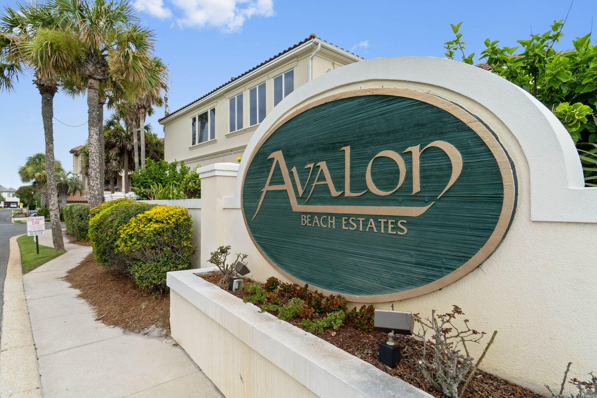 AVALON BEACH ESTATES - Residential