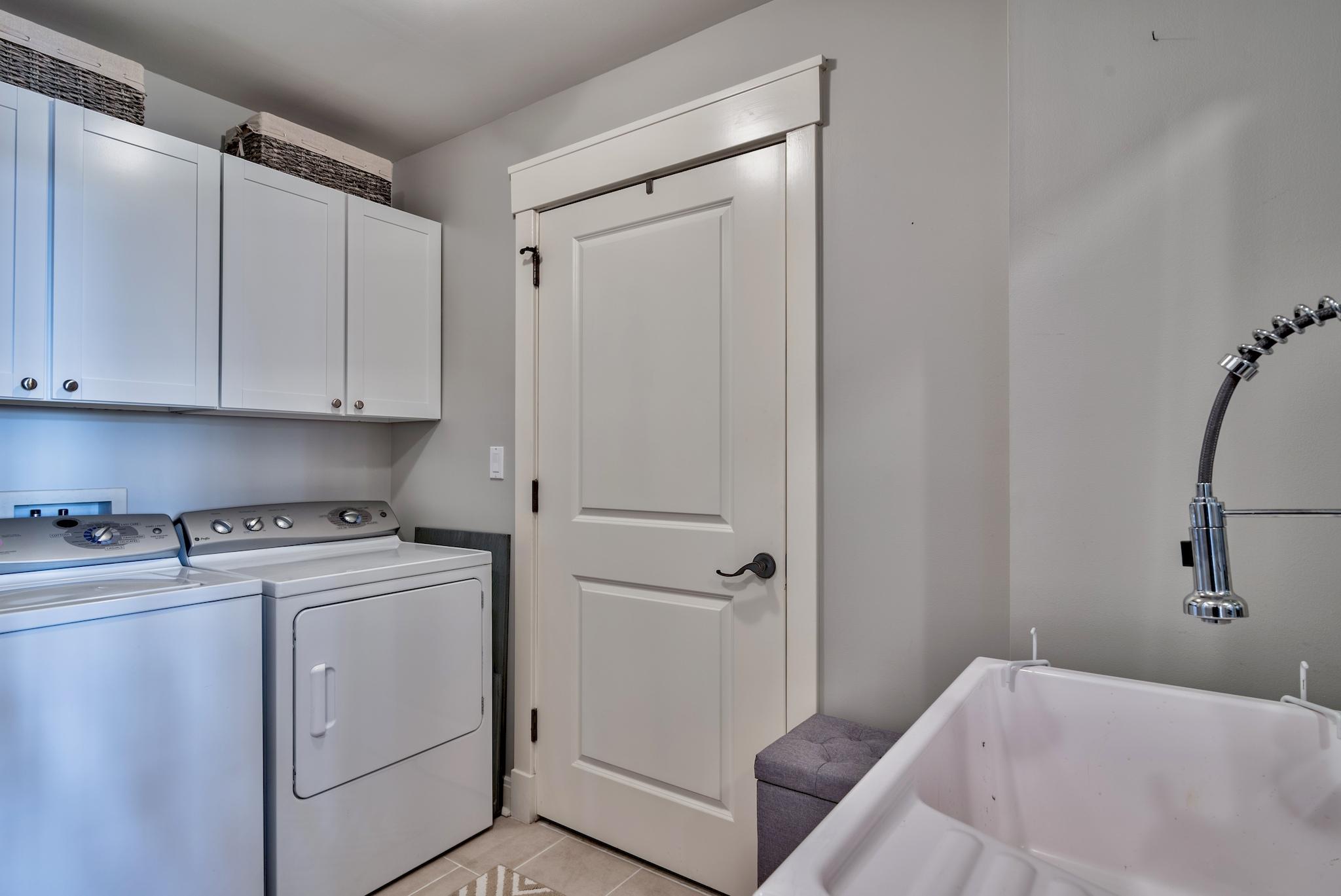 WILD HERON - Residential