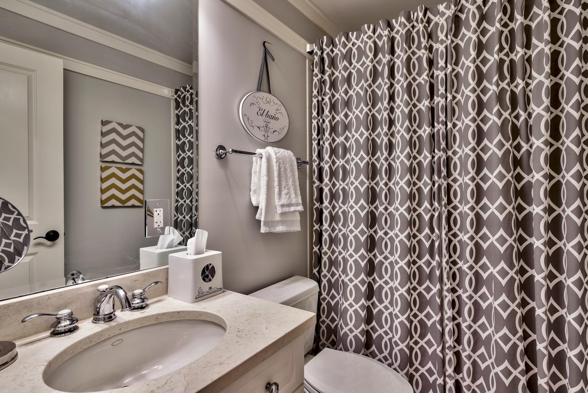 WILD HERON - Residential