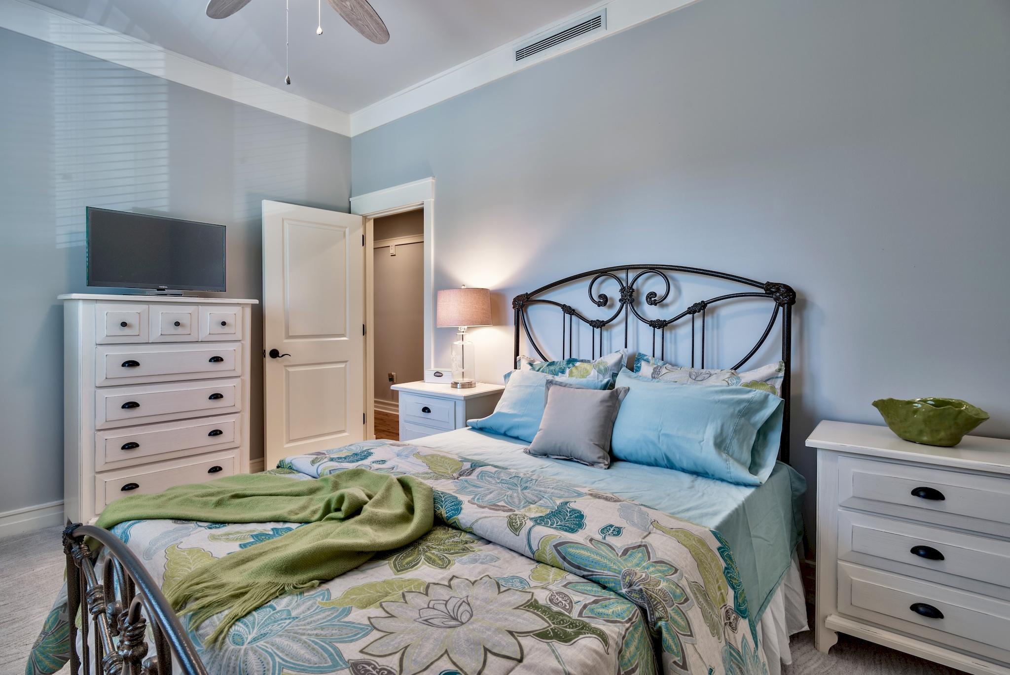 WILD HERON - Residential