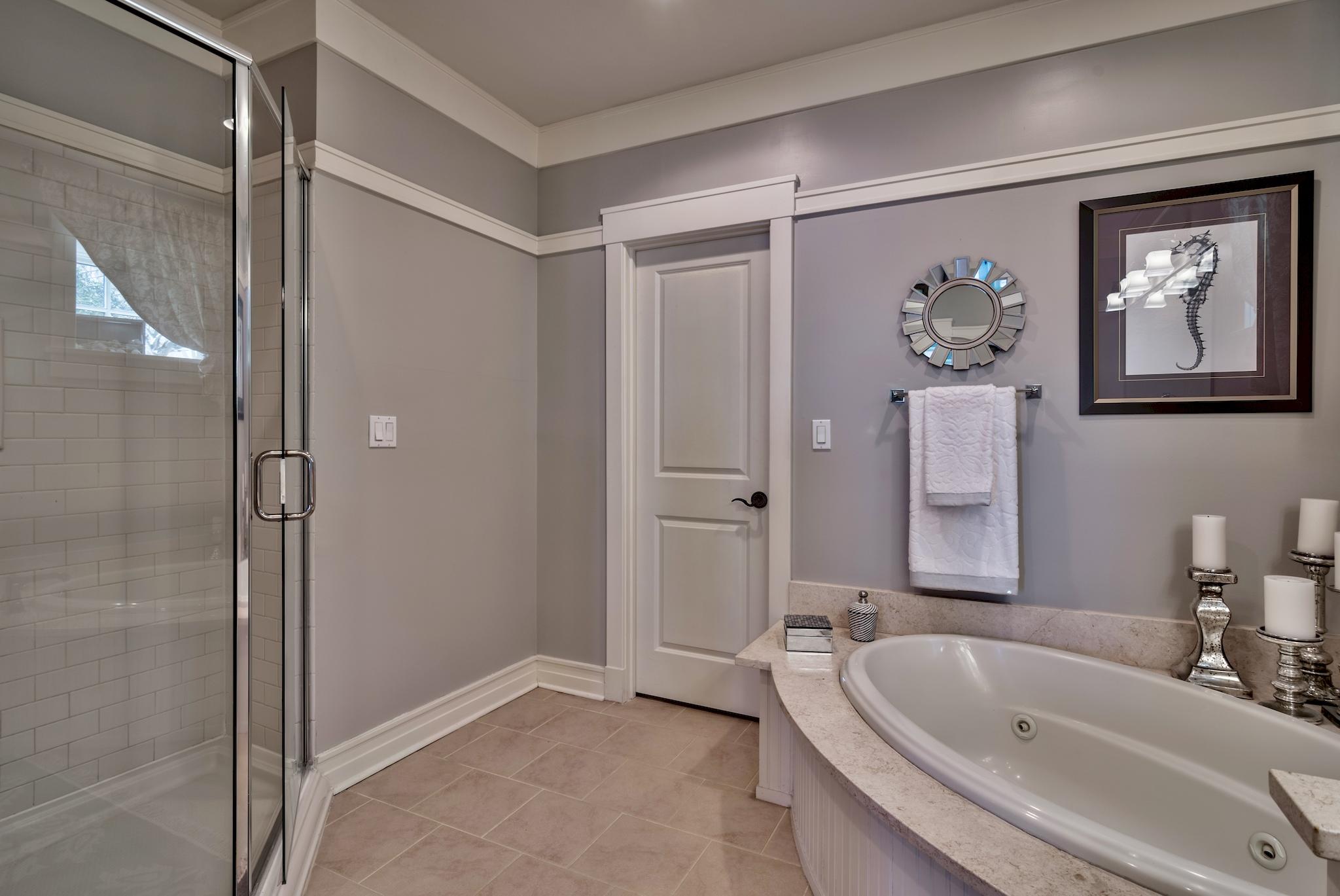 WILD HERON - Residential