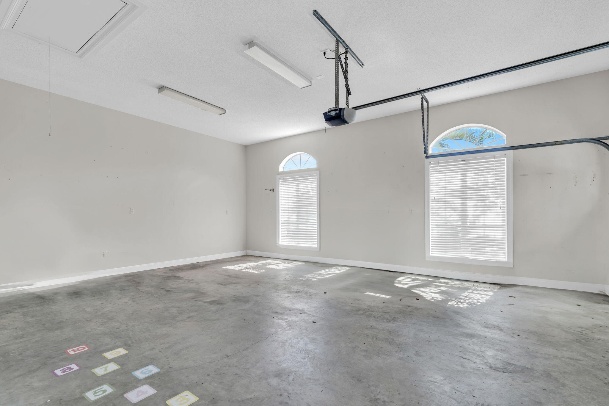 EMERALD LAKES PH 1 - Residential