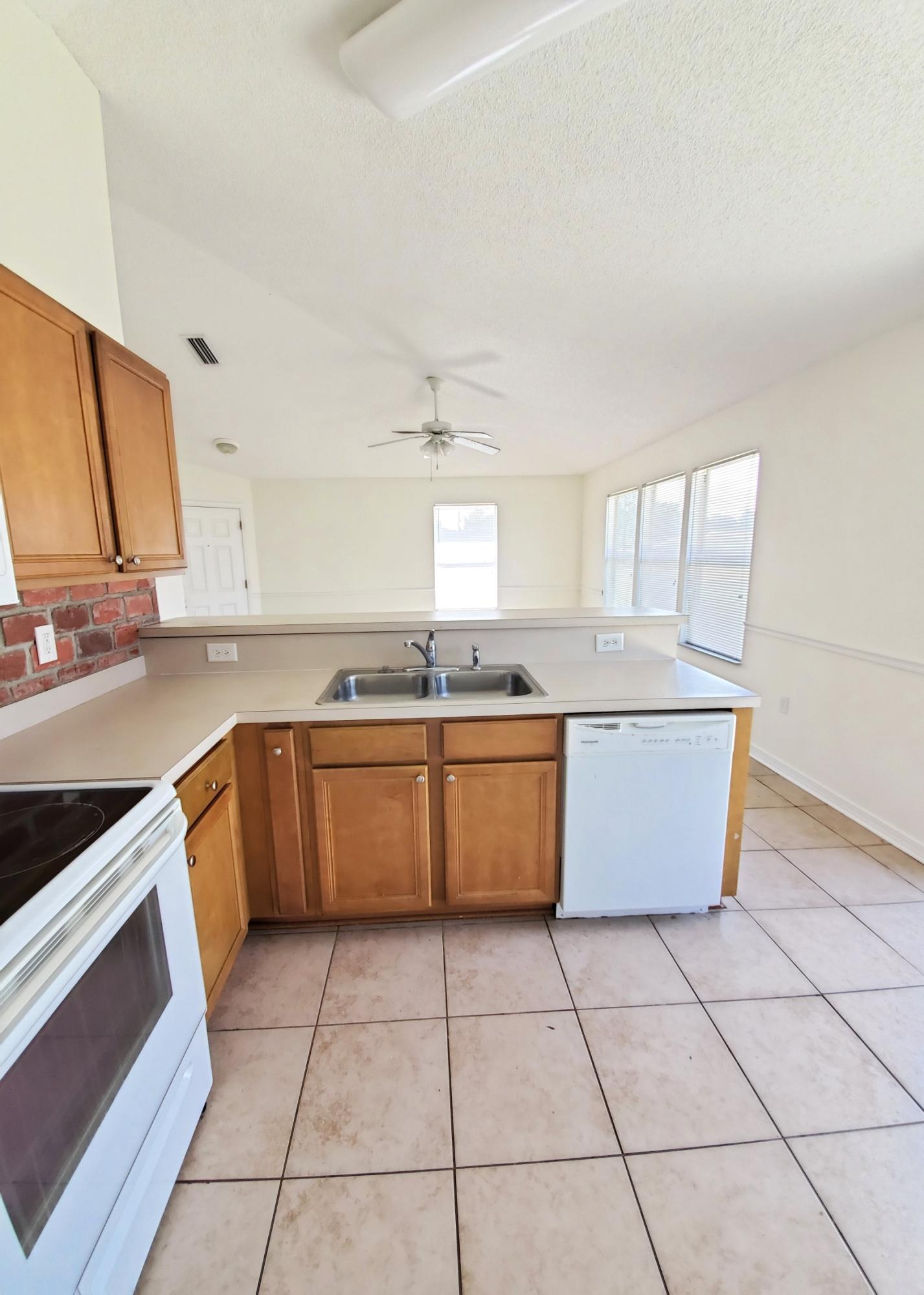 SOUTHWAY ESTATES 2ND ADDN - Residential