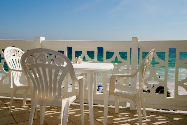 EL MATADOR CONDO - Residential