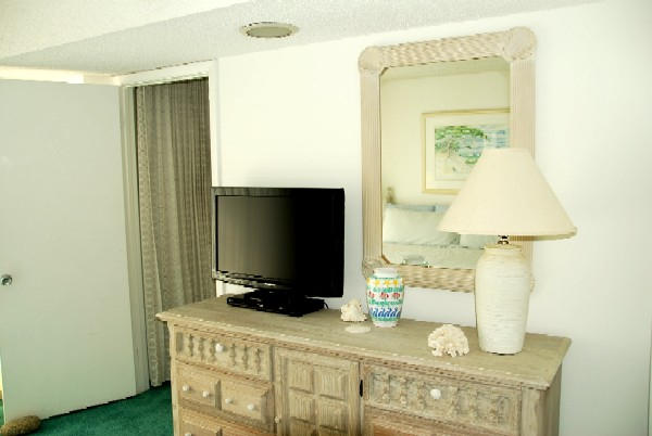 EL MATADOR CONDO - Residential