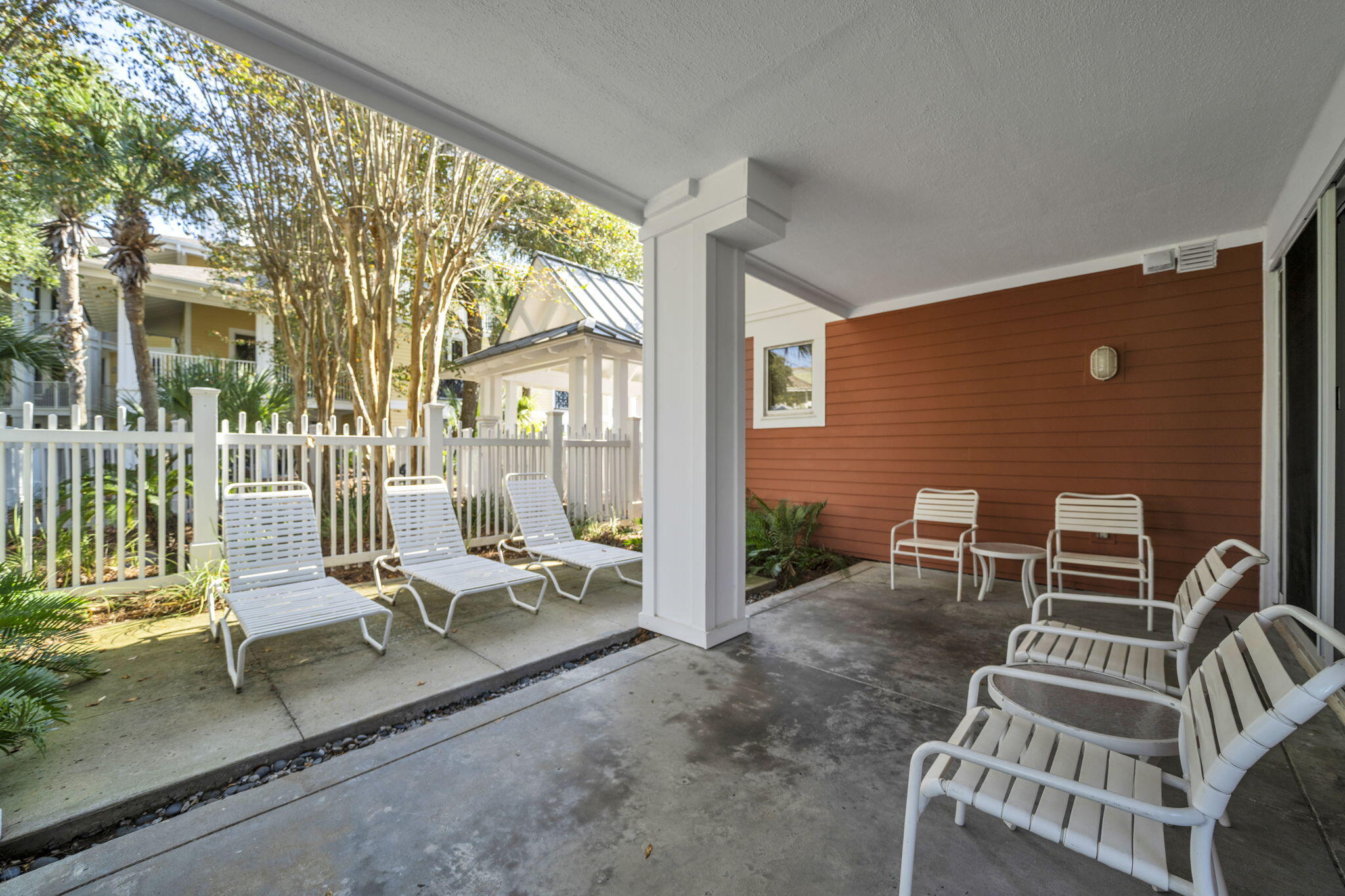 MARKET STREET INN - Residential
