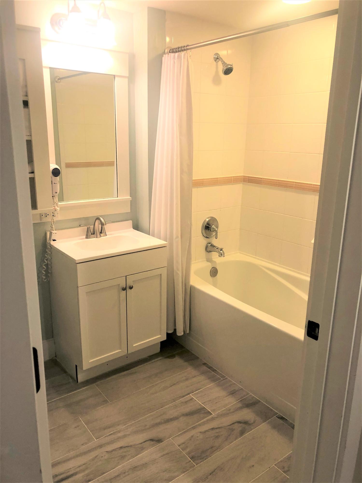 PILOT HOUSE - Residential