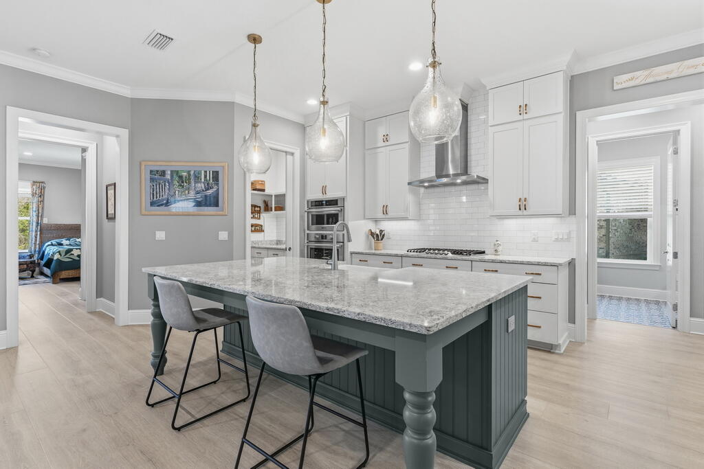 THE VINEYARDS - Residential