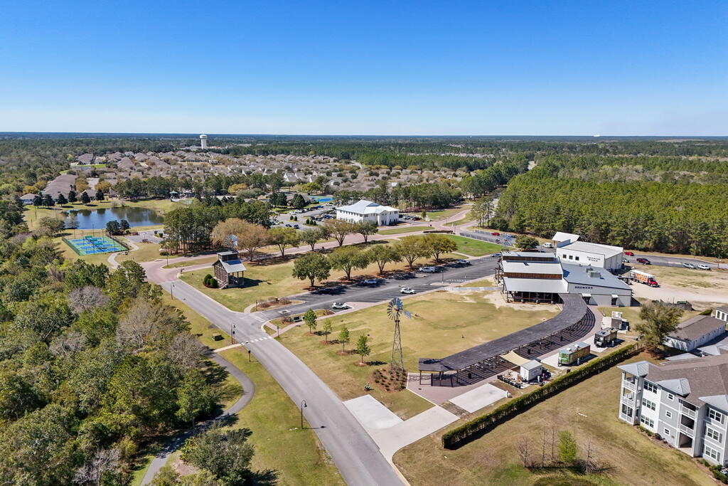 THE VINEYARDS - Residential