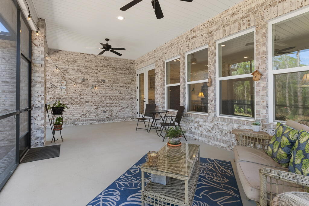 THE VINEYARDS - Residential