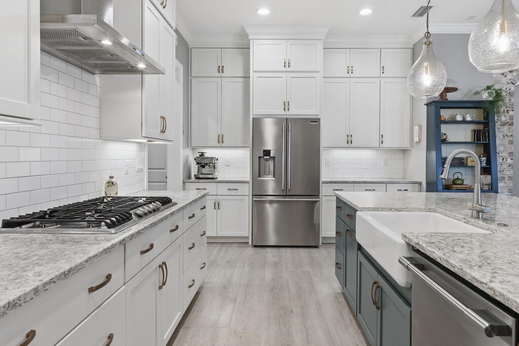 THE VINEYARDS - Residential