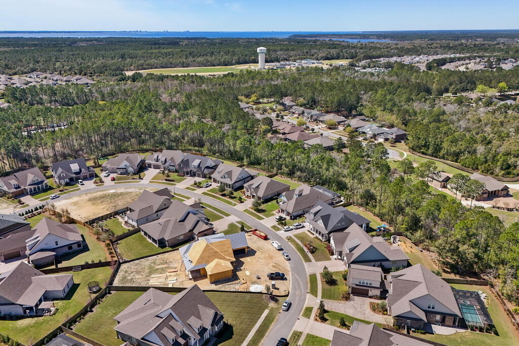 THE VINEYARDS - Residential