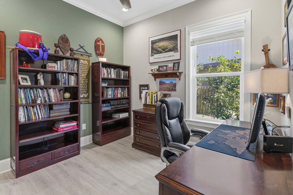 THE VINEYARDS - Residential