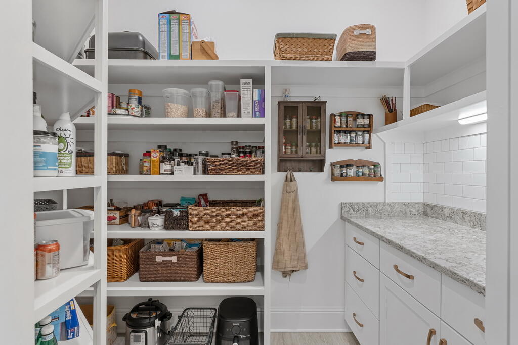 THE VINEYARDS - Residential