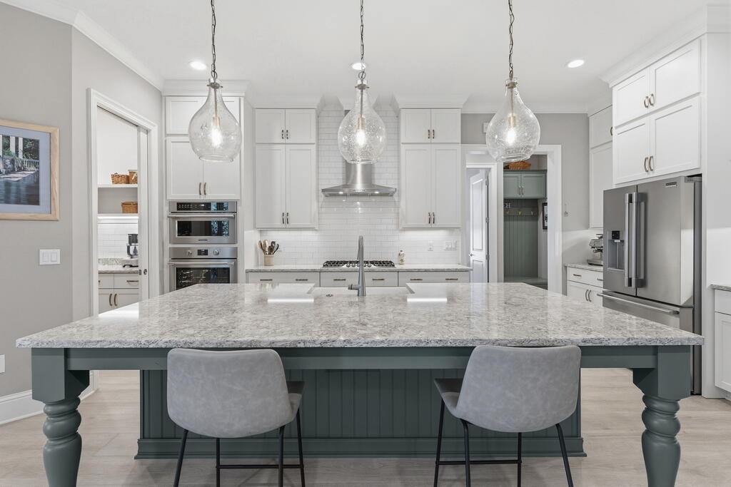 THE VINEYARDS - Residential