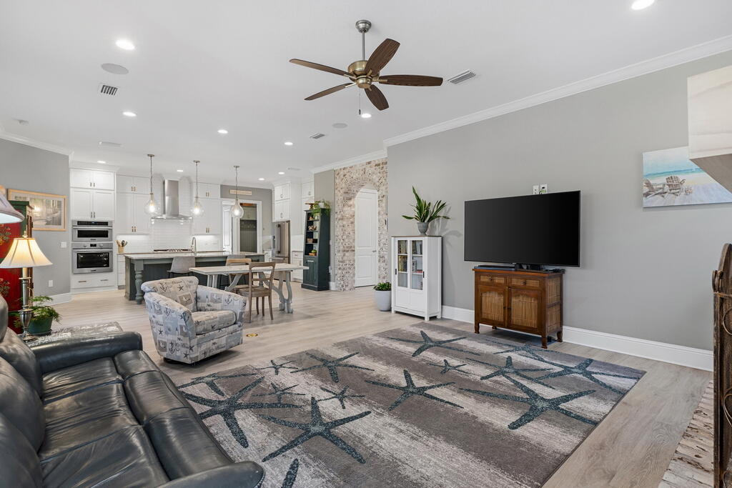 THE VINEYARDS - Residential