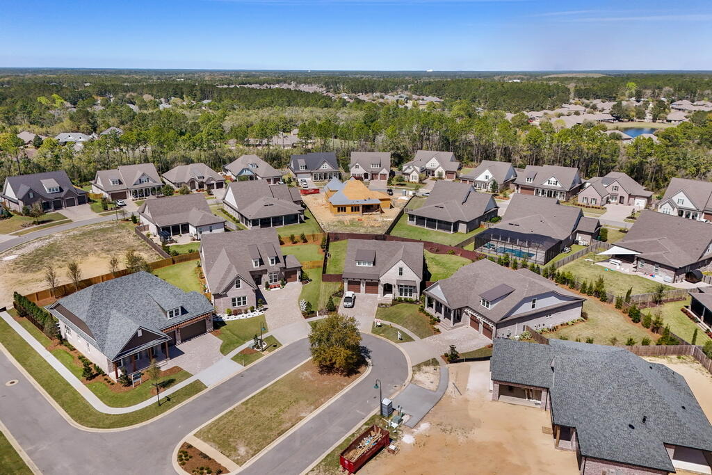 THE VINEYARDS - Residential