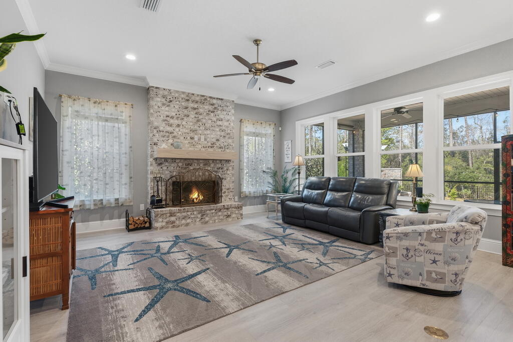 THE VINEYARDS - Residential