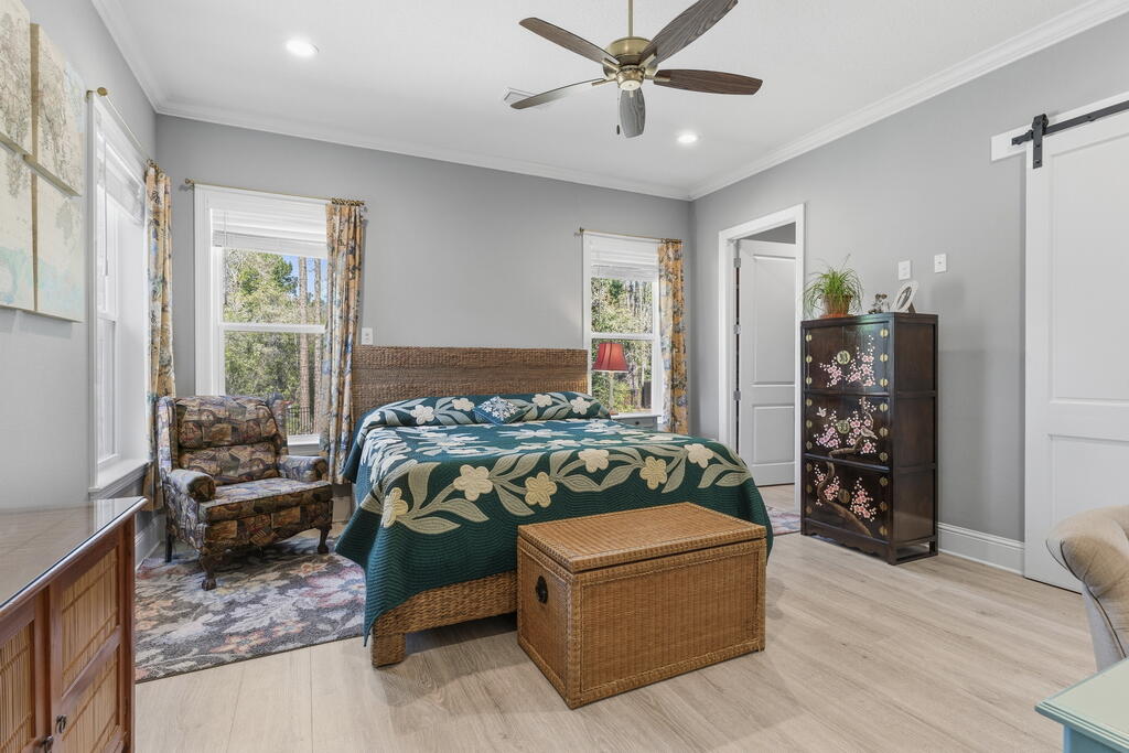 THE VINEYARDS - Residential